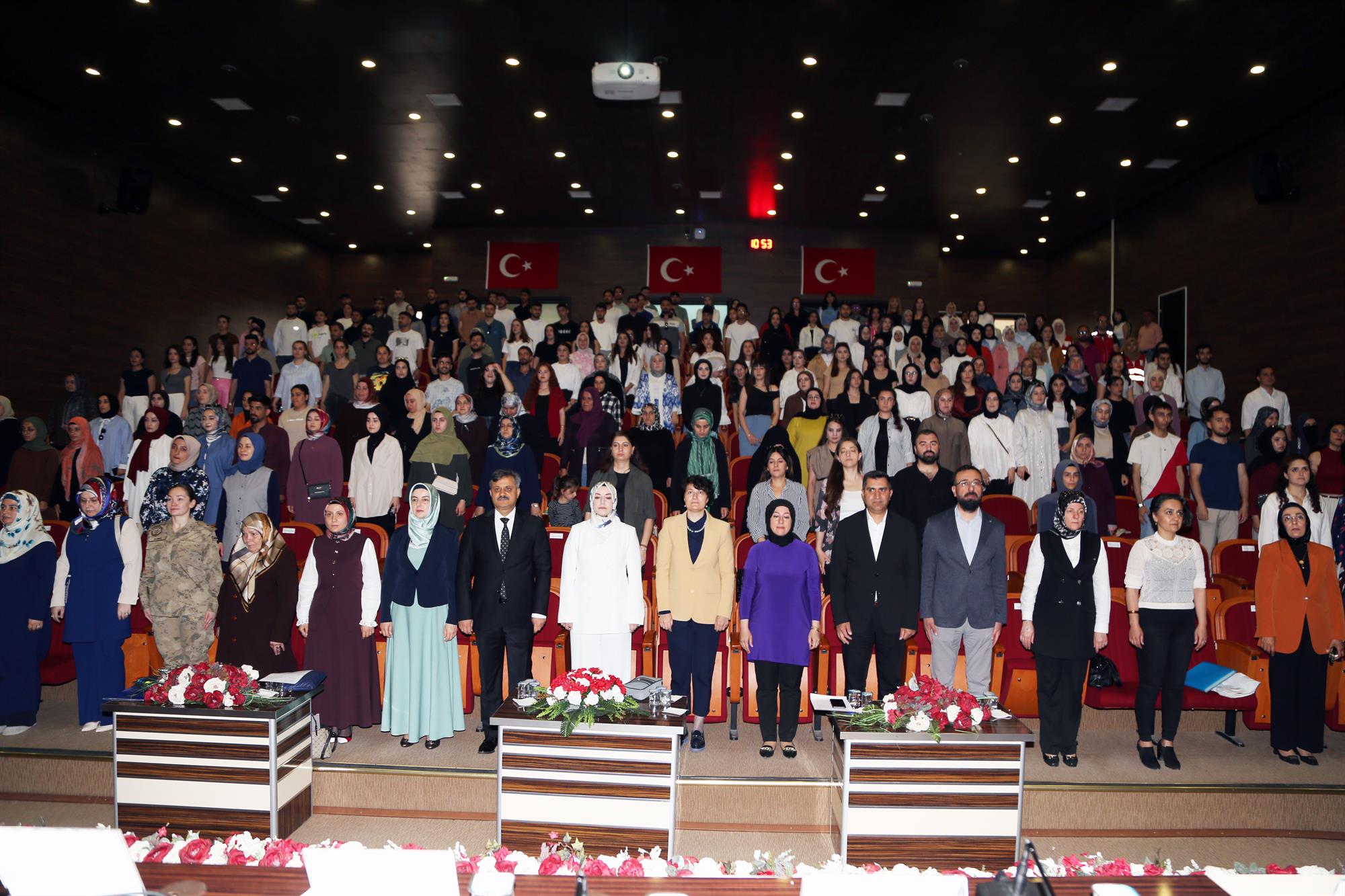 Üniversitemizde Farklı Bakışlardan Anne Programı Gerçekleştirildi